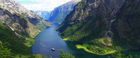 SPECTACULAR SCANDINAVIA AND FJORD CRUISE