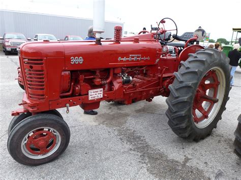 1955 Farmall 300 | International tractors, Farmall, Old farm equipment