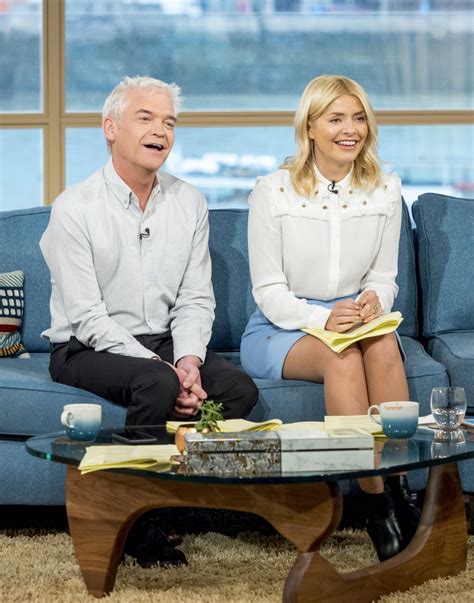 Holly Willoughby - This Morning TV Show in London 02/05/2018 • CelebMafia