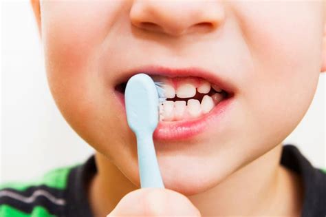 How Sugar Raises Danger Levels For Your Child’s Teeth - Arcade Dental