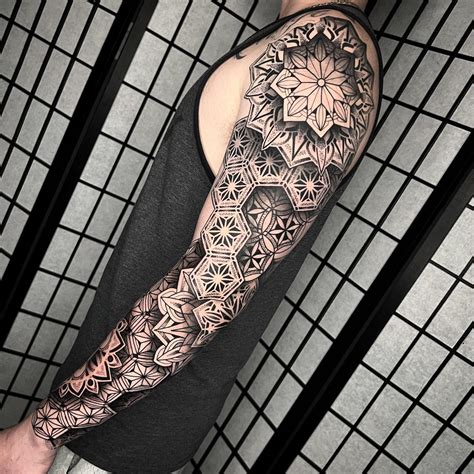 Update more than 66 full sleeve geometric tattoo best - in.coedo.com.vn