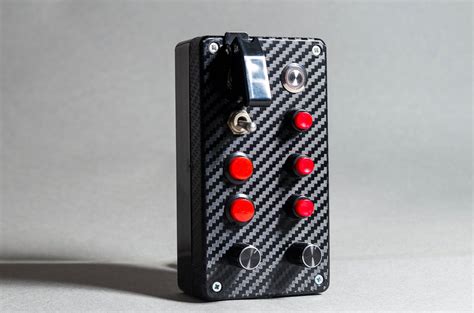 Sim racing button box 12 outputs Technical specifications: 6x Push ...