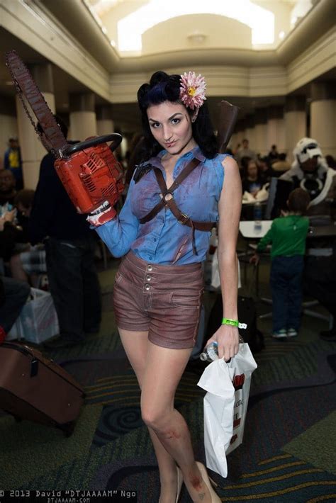 Evil Dead cosplay: Lady Ash