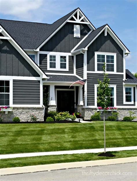 Dark Gray Siding With White Trim | Exterior Color Selections | Gray ...