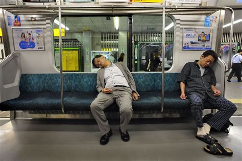 How to survive Tokyo's subway sandwich | CNN