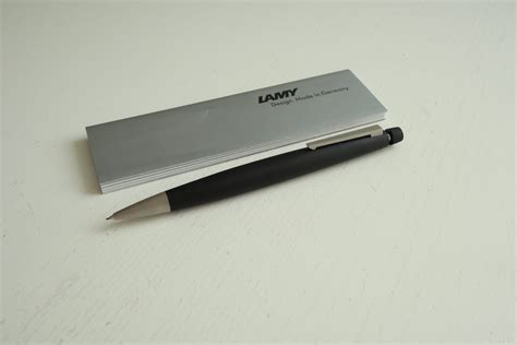 Video-Review: Lamy 2000 Mechanical Pencil (0.7 mm) - Scrively - note ...