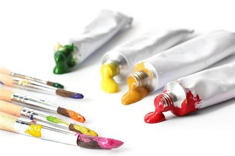 How to Thin Acrylic Paint - Mediums for Washes and Pours