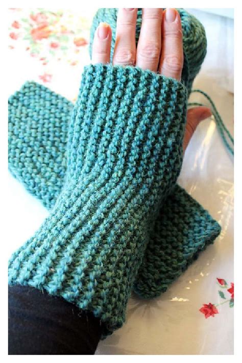 7 Garter Stitch Fingerless Mitts Free Knitting Pattern | Knitting ...