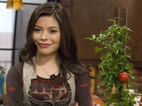 Carly - iCarly Wallpaper (36663193) - Fanpop