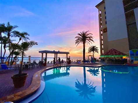 Clearwater Beach Hotels in Florida | Holiday Inn & Suites Clearwater Beach