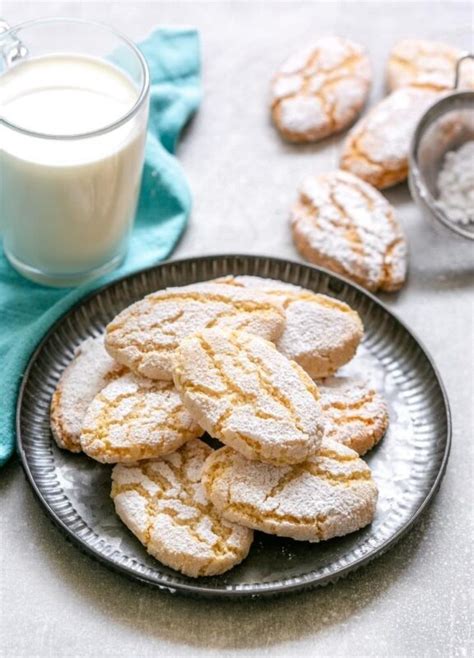 Ricciarelli - Almond Cookies - The Petite Cook™