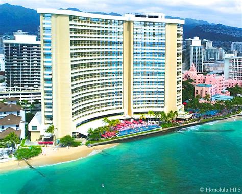 Guide to Waikiki Beach Hotels - Beachfront Hotels in Waikiki