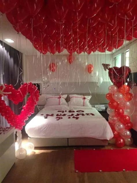 20+ Stunning Valentine's Day Hotel Room Decorations Ideas - SWEETYHOMEE