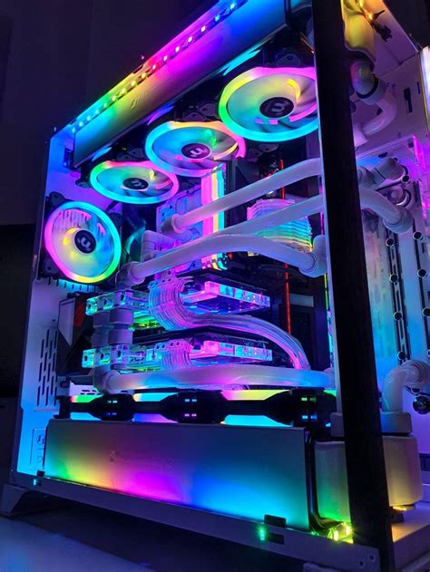 Ultimate $$$ RGB Gaming PC Build Setup Lian Li Dynamic with Intel Core ...