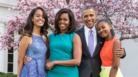 Michelle Obama Discusses Her Parenting Philosophy And Reveals That Both ...