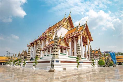 The 21 Best Temples in Bangkok (2022)