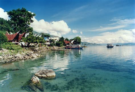 Seputar tempat wisata: Objek Wisata Danau Toba