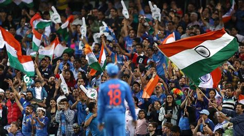 Indian cricket fraternity, Team India greet the nation on its 77th ...