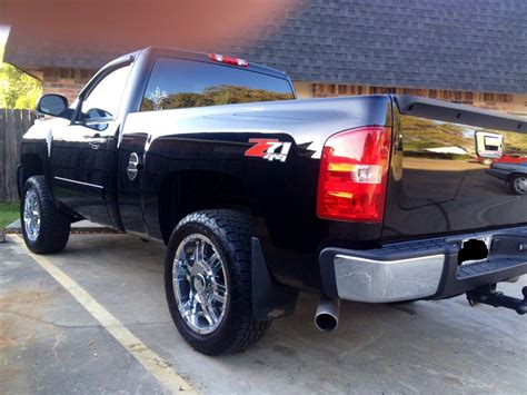 What size tires can I fit with 3" leveling kit? | Chevy Silverado and ...