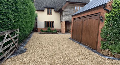 Gravel Driveways | Projects Paving & Landscaping | Solihull