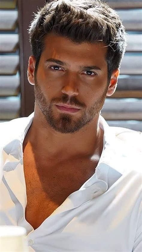 White shirt + strong jawline + stubble beard = super 👌 | Beautiful men ...