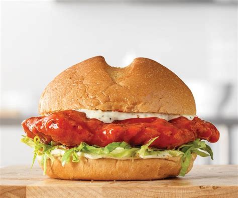 buffalo chicken sandwich meat calories - Tammie Hurd