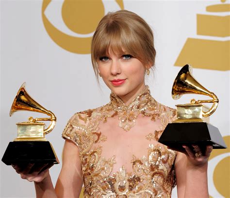 How Many Grammys Does Taylor Swift Have? Including Grammys 2021 ...