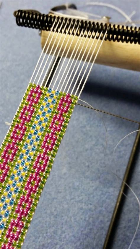 How to Finish a Loomed Bracelet! | Loom beading, Bead loom bracelets ...