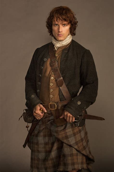 Behold! Jamie in all his finery. | Sam Heughan Pictures on Outlander ...