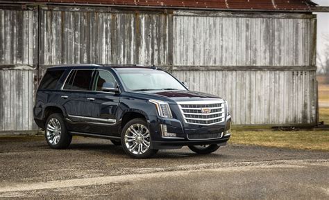 2019 Cadillac Escalade / Escalade ESV Reviews | Cadillac Escalade ...