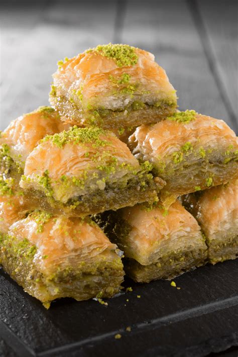 25 Best Turkish Desserts and Sweet Recipes - Insanely Good