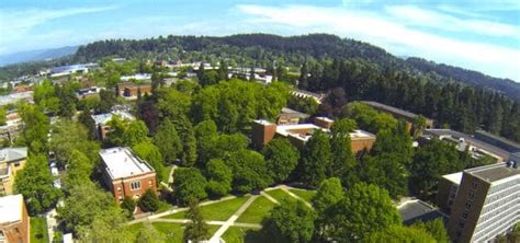 University of Oregon Rankings, Tuition, Acceptance Rate, etc.