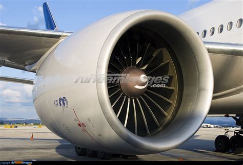 General Electric GE90 Engine - Large Preview - AirTeamImages.com