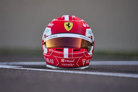 Video: Introducing Charles Leclerc's 2022 Ferrari helmet design