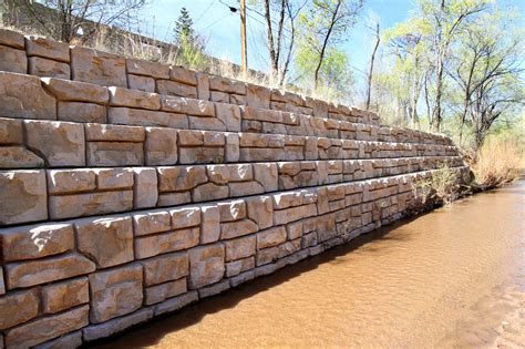 Redi-Rock Seawalls & Water Applications - REDI-WALL LLC BRIGHTON MI ...