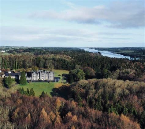 Belleek Castle - The Library Restaurant