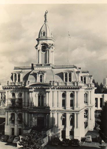 Marion County Courthouse - Willamette Heritage Center