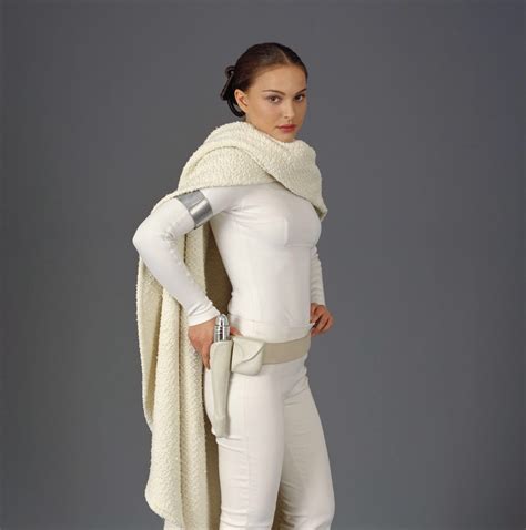 Padme wore this outfit in the execution arena Reina Amidala, Queen ...