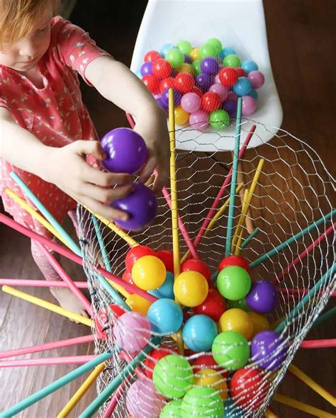 25 Best Picnic Games for Adults and Kids