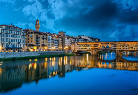 Download Bridge Florence Italy Light Night Man Made Ponte Vecchio 4k ...