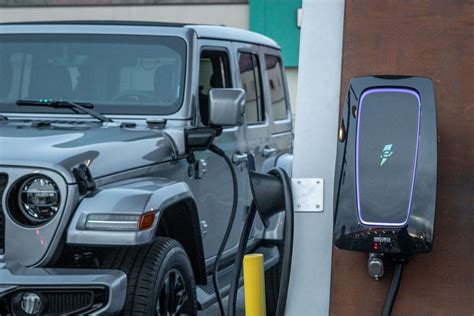 Jeep to Install Charging Stations at Off-Road Trailheads