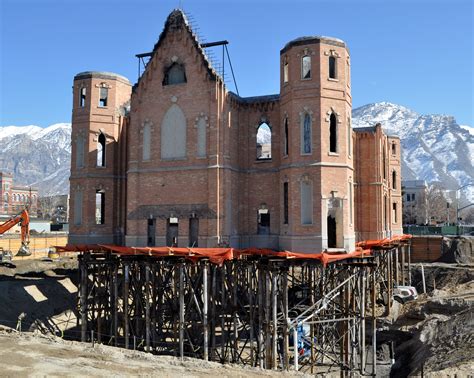 Cool shot of the reconstruction--by my DAD! Provo City Center Temple ...