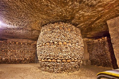 Catacombs of Paris Location | Directions, Best Routes to Get There, & Tips