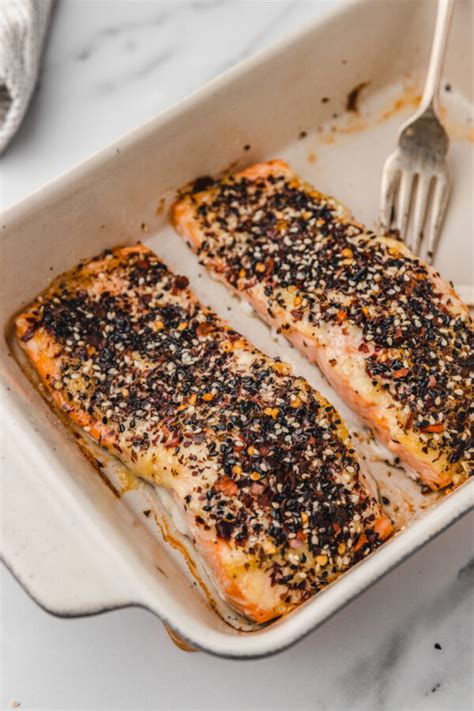 Baked Furikake Salmon Recipe - The Dinner Bite