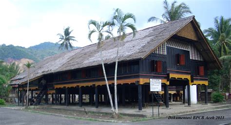 Mengenal Dekat Cagar Budaya Museum Rumah Cut Nyak Dhien