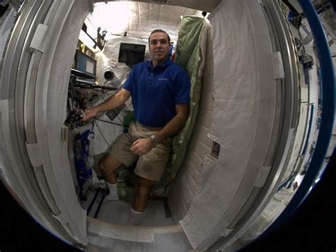 Life Inside the Space Station: See Photos of the ISS - ABC News