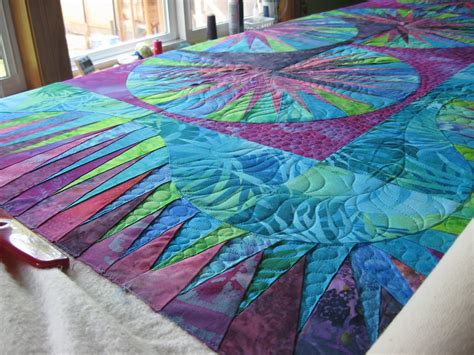 Mary Jo's Cloth Design Blog: Batiks, Quilting and Summertime...