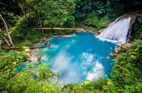 15 Must-See Waterfall Destinations in Jamaica | SANDALS