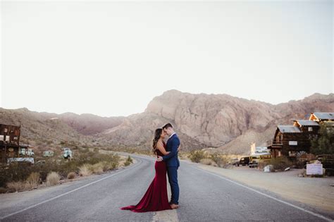 Nelson Ghost Town Engagement Photos — Las Vegas Wedding & Elopement ...