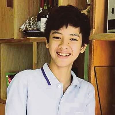 Ainan Celeste Cawley - Bio, Single, Age, Net Worth, Height, Facts